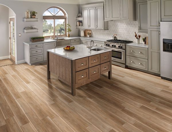 BAYHILL BLONDE® LUXURY VINYL PLANKS  