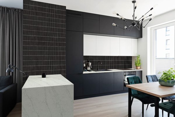 Black Matte 1x6 Stack Pattern  