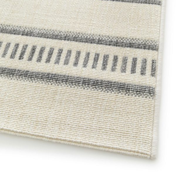 Campbell White 5' x 7' Rectangle Indoor Rugs 