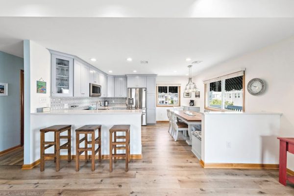 Aged Hickory Select Vinyl Flooring Vinyl Flooring 