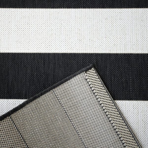 Calabasas Black 5' x 7' Rectangle Indoor Rugs 